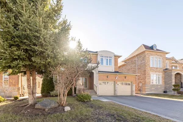 Brampton, ON L6P 1X3,11 Cairnburg DR