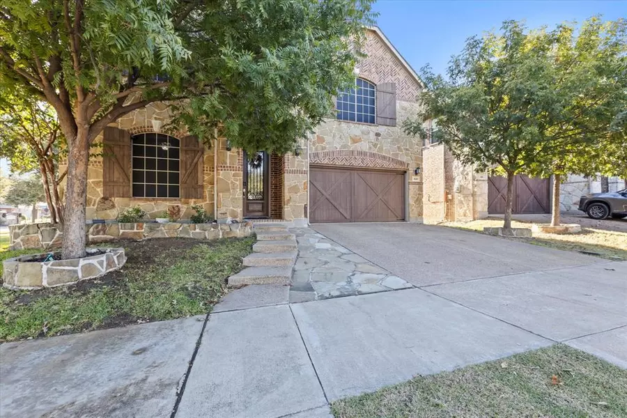 420 Dominion Drive, Euless, TX 76039