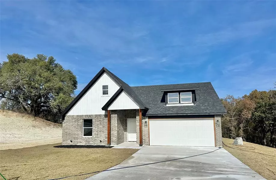 108 Monarch Lane, Poolville, TX 76487