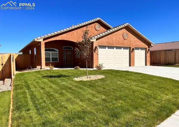 5129 Berrycrest DR, Pueblo, CO 81005