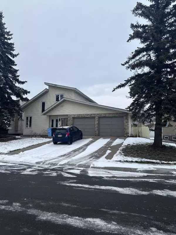 108 Piven PL, Fort Mcmurray, AB T9H 4M4