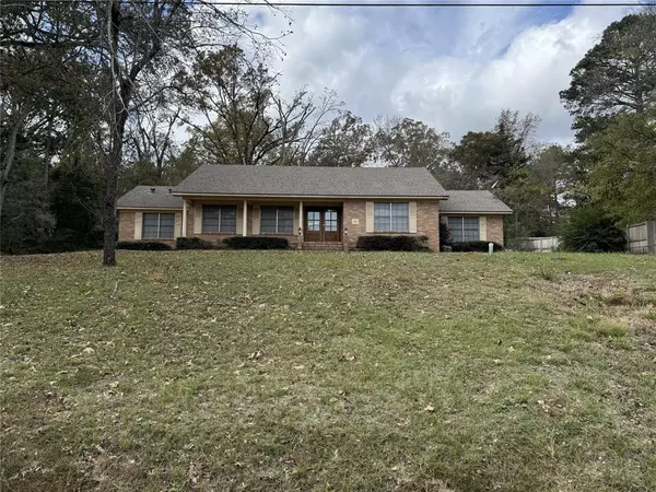 503 N Tyler Street, Big Sandy, TX 75755