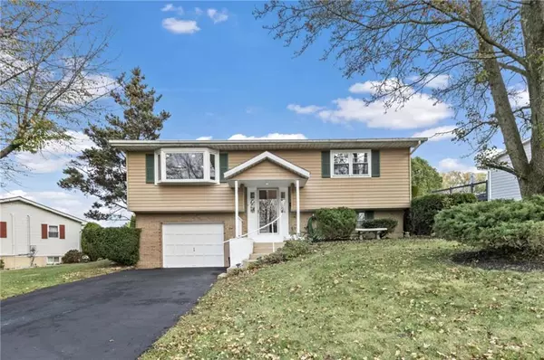 203 Faith Drive, Catasauqua Borough, PA 18032