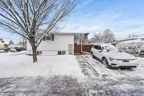 Calgary, AB T2M 3V6,2704 19 ST Northwest