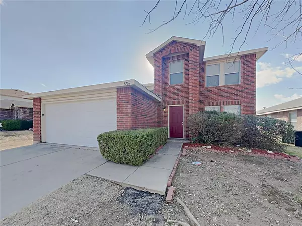 8756 Hunters Trail, Fort Worth, TX 76123