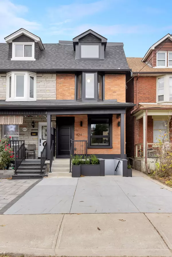 424 Delaware AVE, Toronto W02, ON M6H 2T9