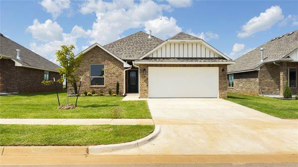 9317 NW 142nd Street, Yukon, OK 73099