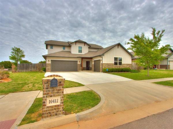 10412 Glover River Drive, Yukon, OK 73099