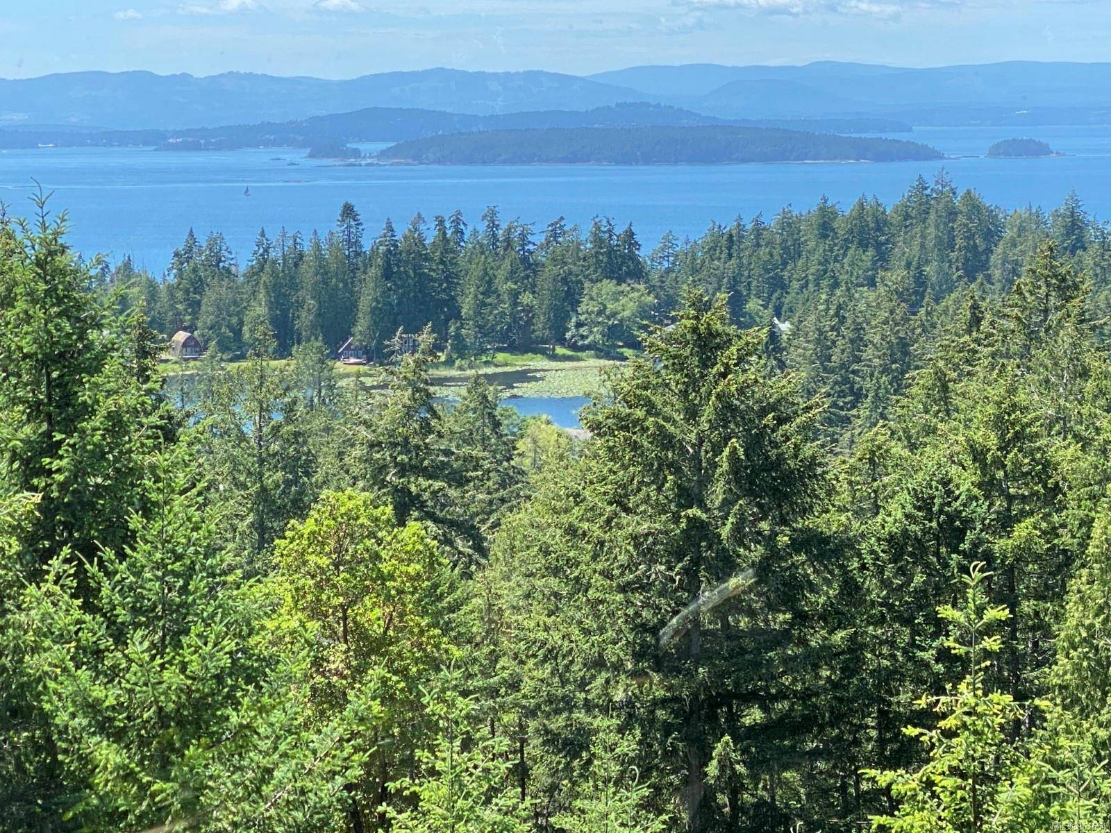Pender Island, BC V0N 2M2,4734 Captains Cres