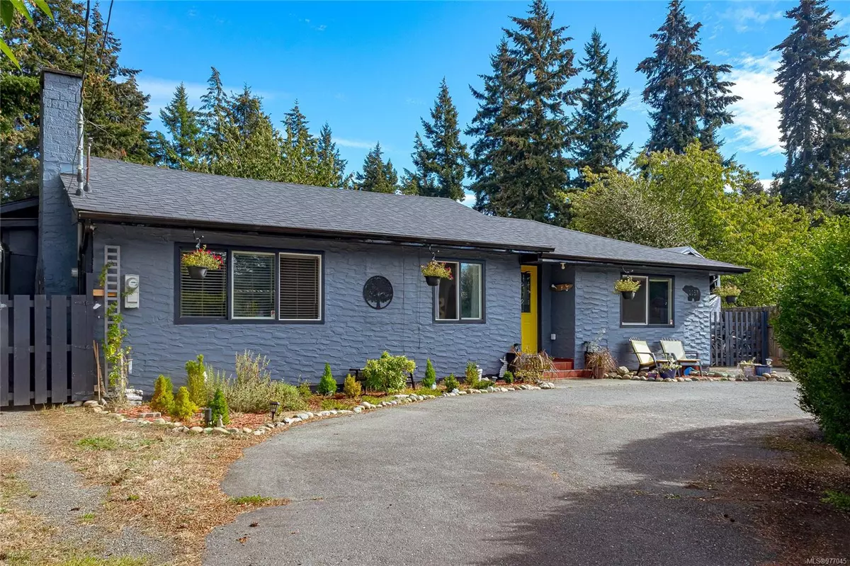 Colwood, BC V9B 2K8,2957 Pickford Rd