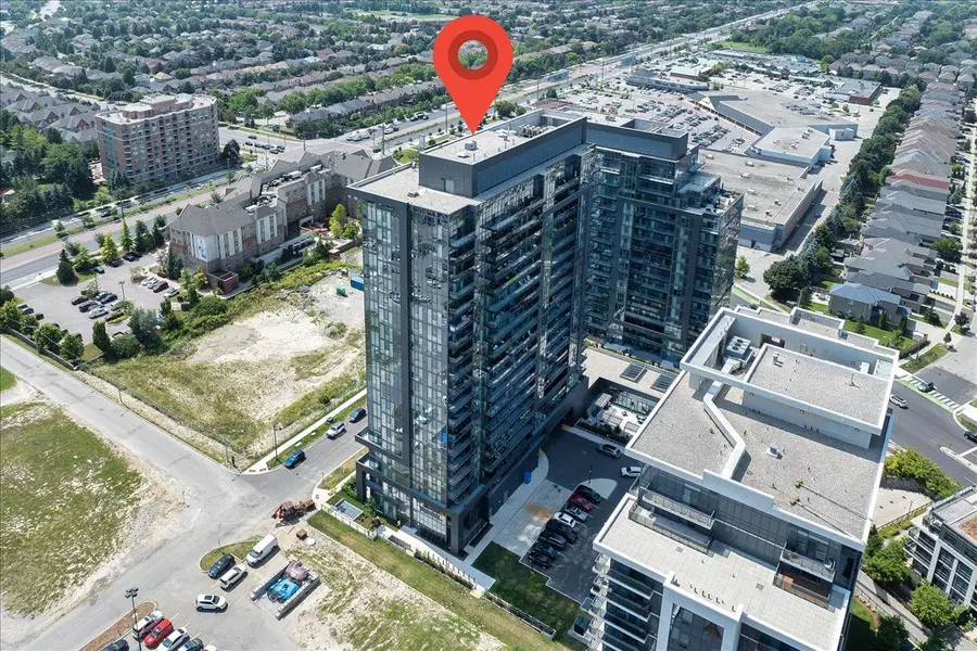 20 Gatineau DR #412E, Vaughan, ON L4J 0L3