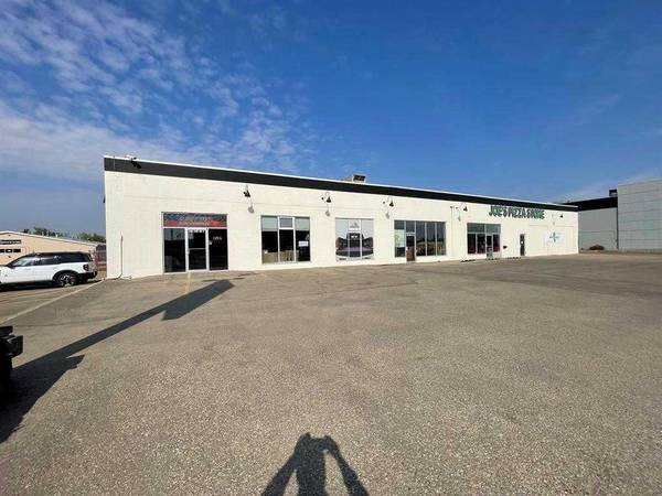 11308 100 ST #101, Grande Prairie, AB T8V 2N5