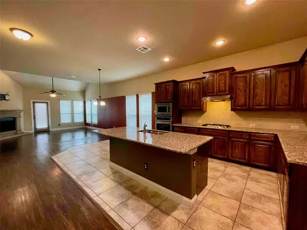 Mckinney, TX 75072,10724 Parnell Drive