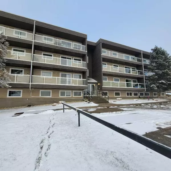 9005 99 ST #302, Peace River, AB T8S1H1