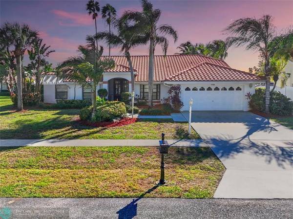 11310 Lake Tree Ct, Boca Raton, FL 33498