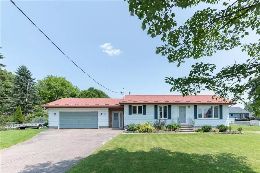 447 BOUNDARY RD, Pembroke, ON K8A 6L2