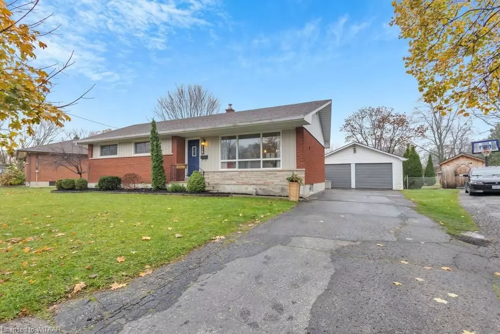 Oxford, ON N4S 7E5,759 ST. ALBANS CRES