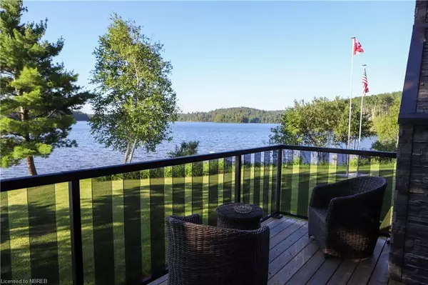 Temagami, ON P0H 2H0,33 WHITE BEAR CT