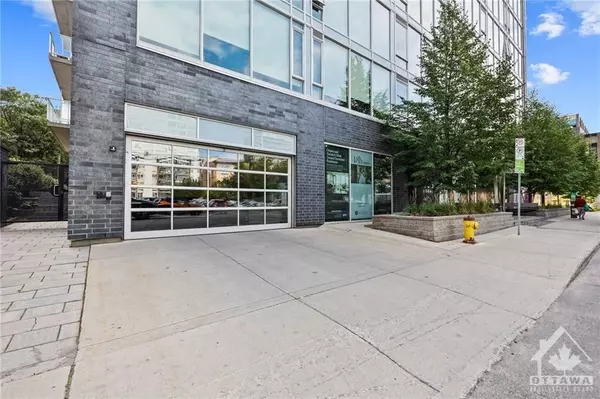 Ottawa Centre, ON K2P 0E2,300 LISGAR ST #1102