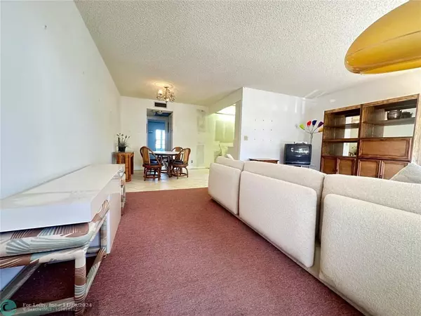 Deerfield Beach, FL 33442,2029 Cambridge B  #2029