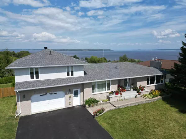 Temiskaming Shores, ON P0J 1K0,251 Lawlor ST