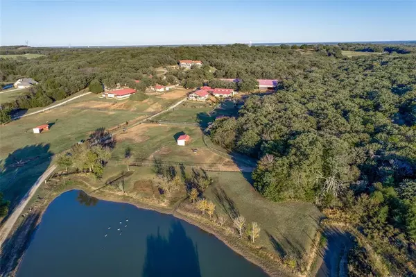 Valley View, TX 76272,338 Prairie Grove Road