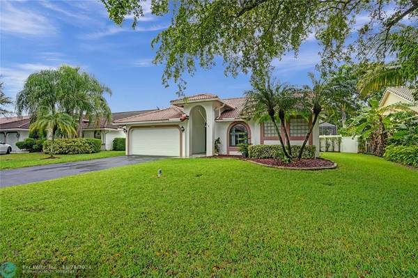 5788 NW 48th Ct, Coral Springs, FL 33067