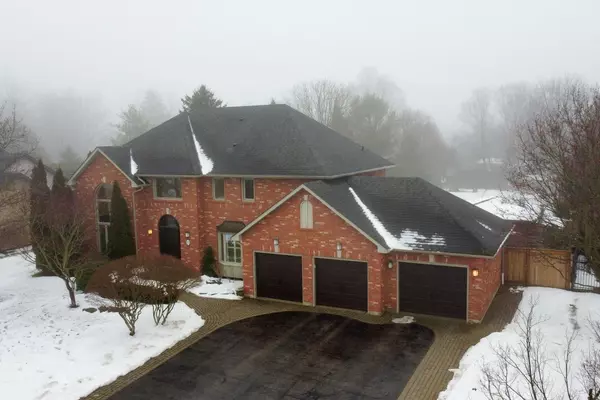 Hamilton, ON L0R 1H0,10 Elderberry LN