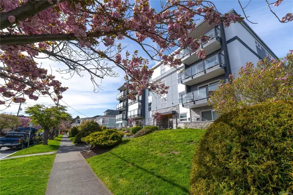 Victoria, BC V8V 2Z2,1040 Southgate St #202