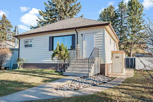 4209 43 AVE, Red Deer, AB t4n3c1