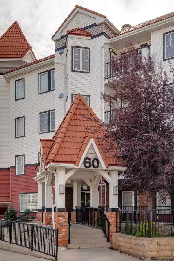 60 Royal Oak PLZ Northwest #423, Calgary, AB T3G0A7