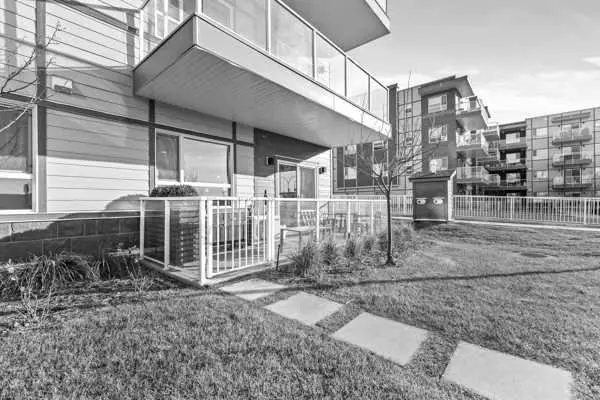 80 Carrington PLZ Northwest #116, Calgary, AB T3P 1X6