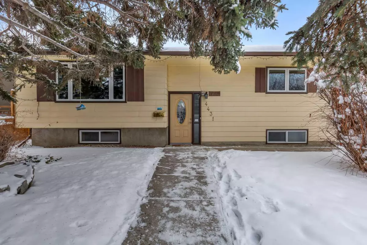 Calgary, AB T3B 0W1,4431 21 AVE NW