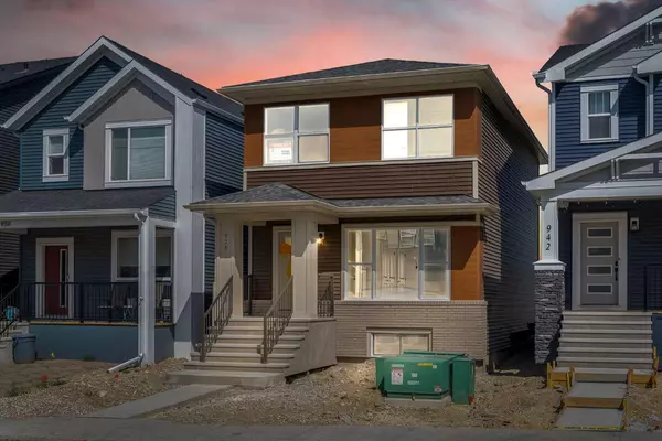 938 Cobblemore Common Southwest, Airdrie, AB T4B 5L9