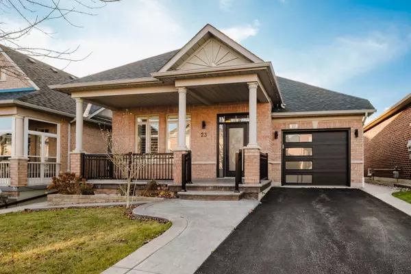 23 Butterwood LN, Whitchurch-stouffville, ON L4A 0M7