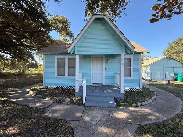 1198 S McCampbell, Aransas Pass, TX 78336