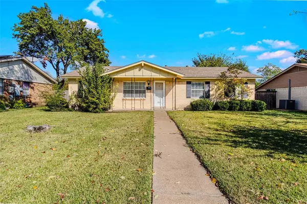 826 Brookshire Circle, Garland, TX 75043