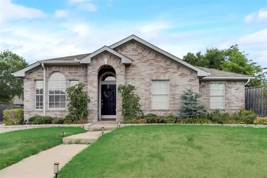 4536 Rustic Ridge Court, The Colony, TX 75056