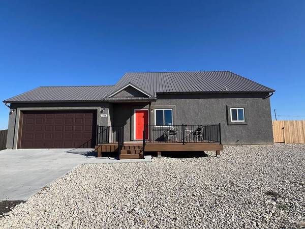 1954 Frying Pan Dr, Pueblo West, CO 81007