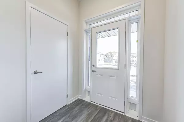 Oshawa, ON L1H 8L7,2088 Cayenne ST