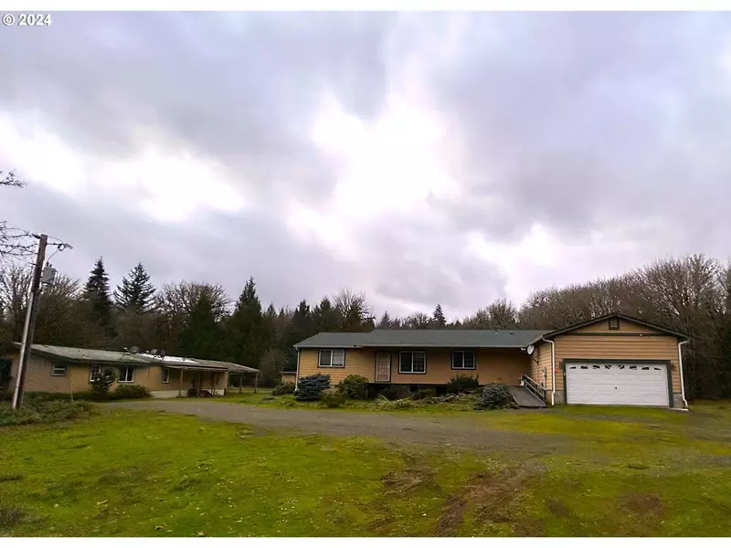 23020 GREEN CREEK RD, Elmira, OR 97437