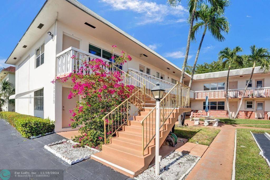 Hollywood, FL 33019,1505 N 12 CT  #3B