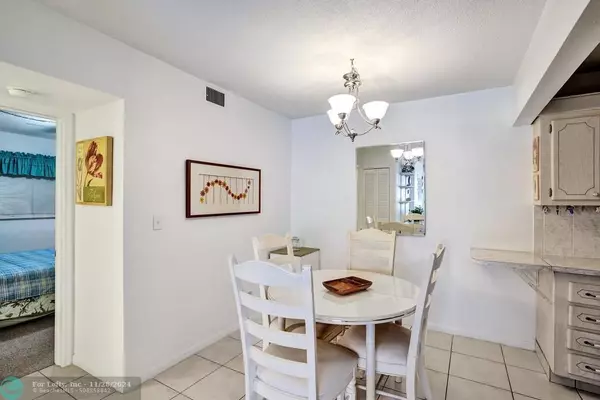 Hollywood, FL 33019,1505 N 12 CT  #3B