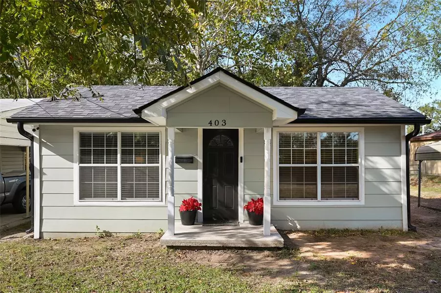 403 Pegues Street, Mineola, TX 75773