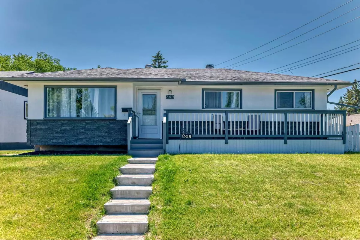 Calgary, AB T2J 0A6,249 Acadia DR Southeast