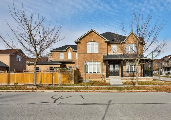 Markham, ON L6B 0J5,38 Shady Oaks AVE