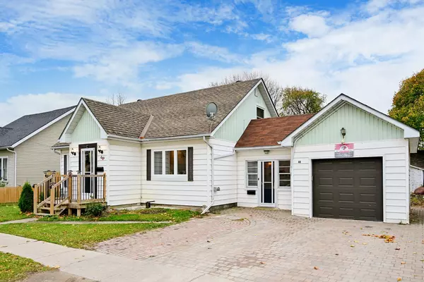 Collingwood, ON L9Y 3W9,48 Moberly ST