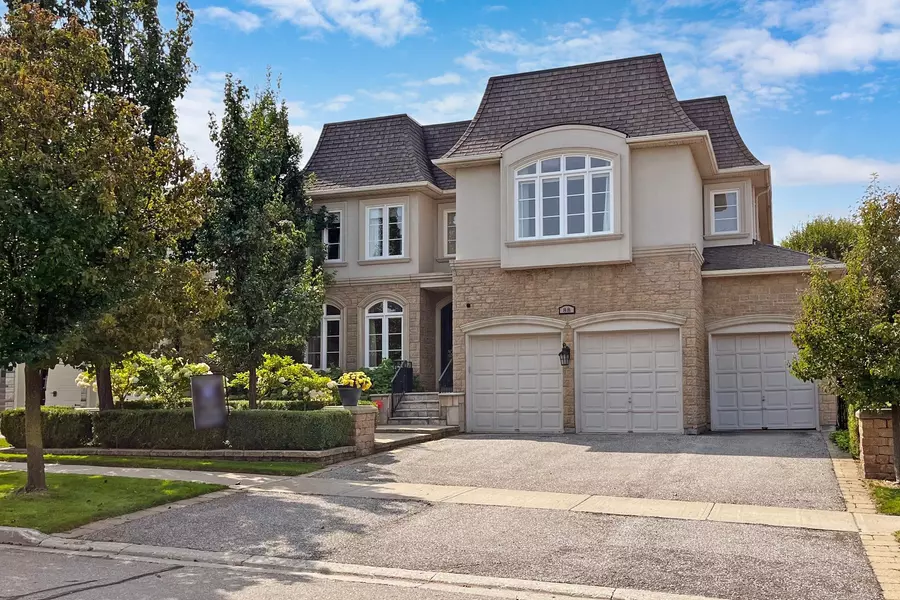 88 Langtry PL, Vaughan, ON L4J 8L6