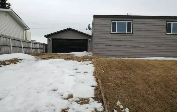 Hussar, AB T0J1S0,213 1 AVE West