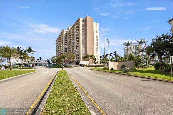 Pompano Beach, FL 33062,2000 S Ocean Blvd  #2P